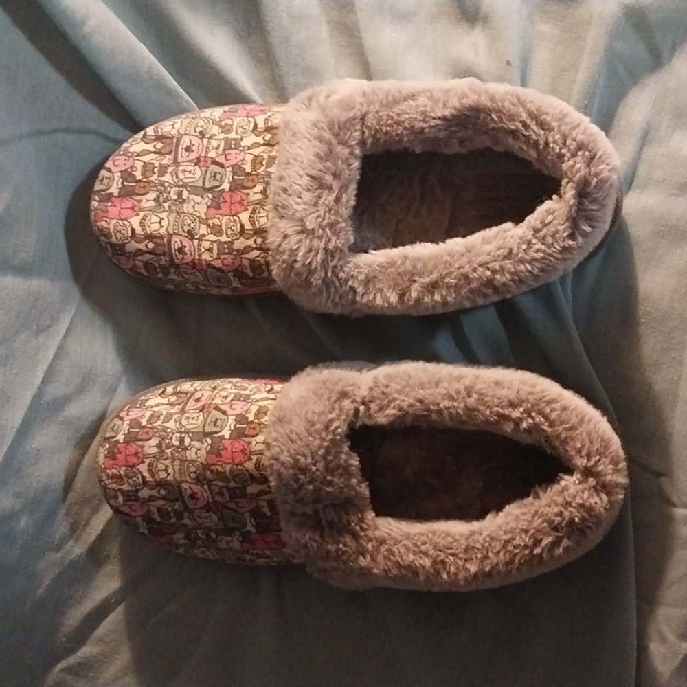 Women's BOB'S From Skechers memory foam slippers size 7